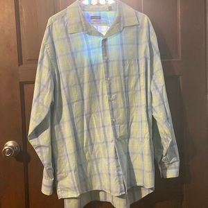 Van Heusen Mens Button Down shirt